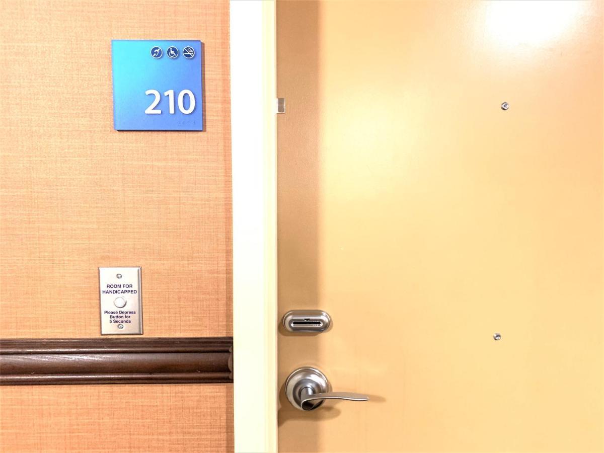 Holiday Inn Express Fresno Northwest - Herndon By Ihg Exterior foto