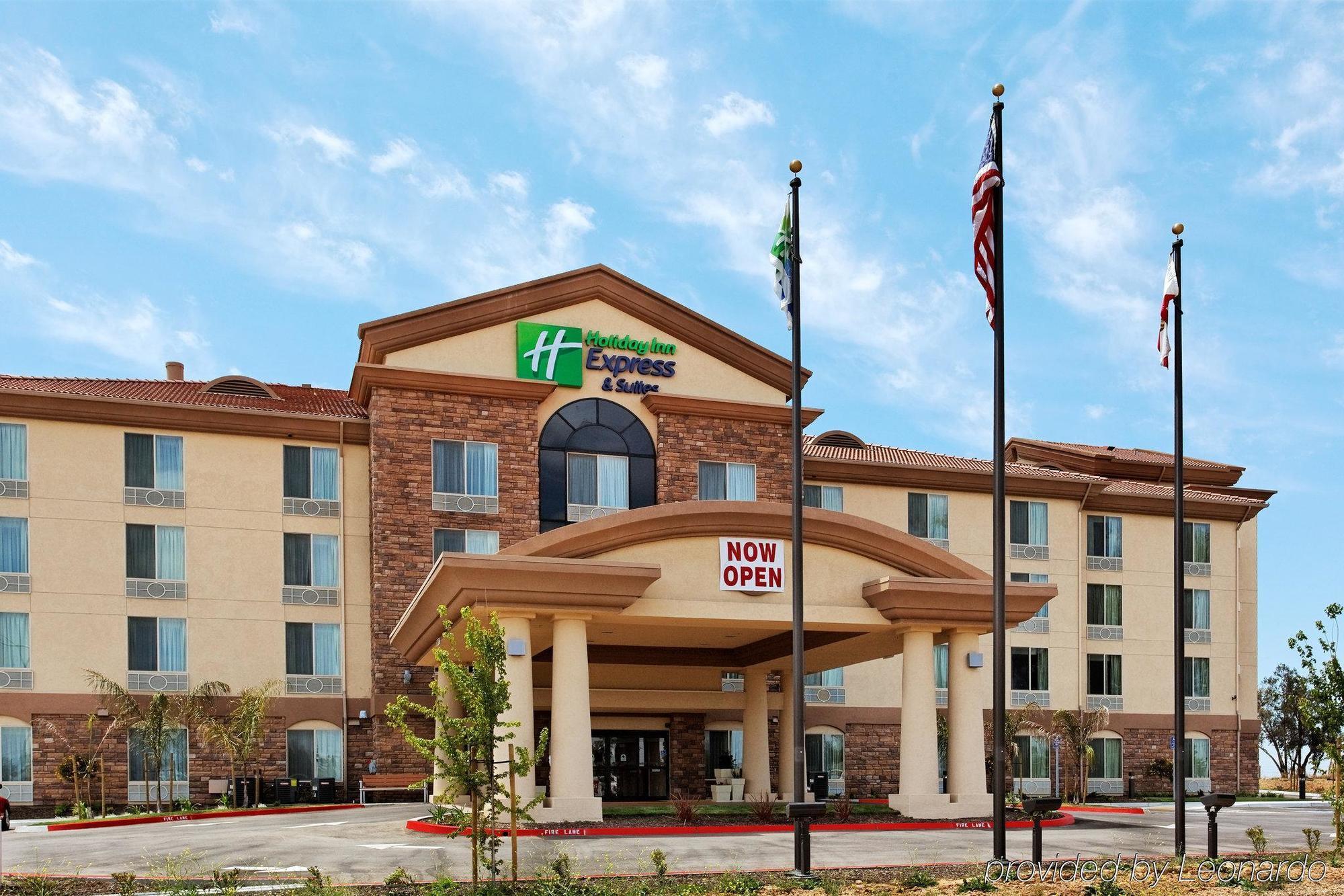 Holiday Inn Express Fresno Northwest - Herndon By Ihg Exterior foto